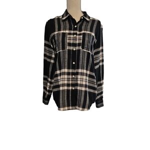 🚨Mossimo Supply Co. Black & White Plaid Boyfriend Fit Button Down Shirt